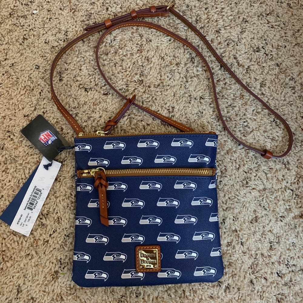 NWT Dooney & Bourke Crossbody